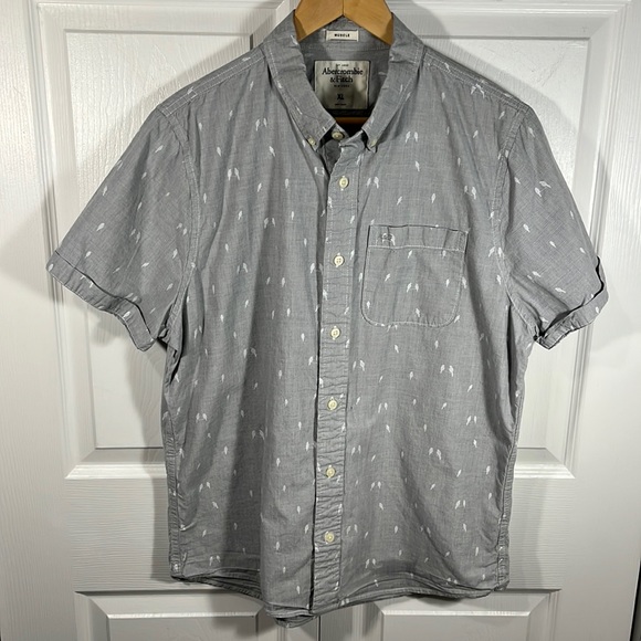 Abercrombie & Fitch button down shirt - Picture 1 of 6